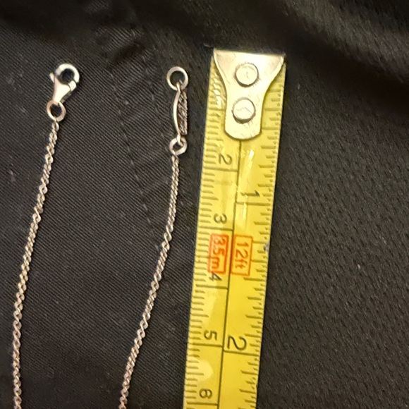 Elegant Silver Pendant Necklace - Picture 5 of 11